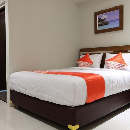 โอโย 2756 อนาตา Hotel มากาซาร์ ภายนอก รูปภาพ