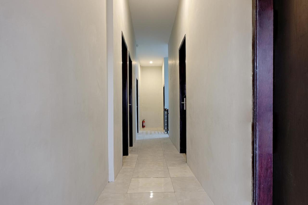 โอโย 2756 อนาตา Hotel มากาซาร์ ภายนอก รูปภาพ