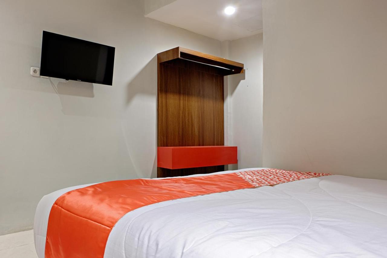 โอโย 2756 อนาตา Hotel มากาซาร์ ภายนอก รูปภาพ